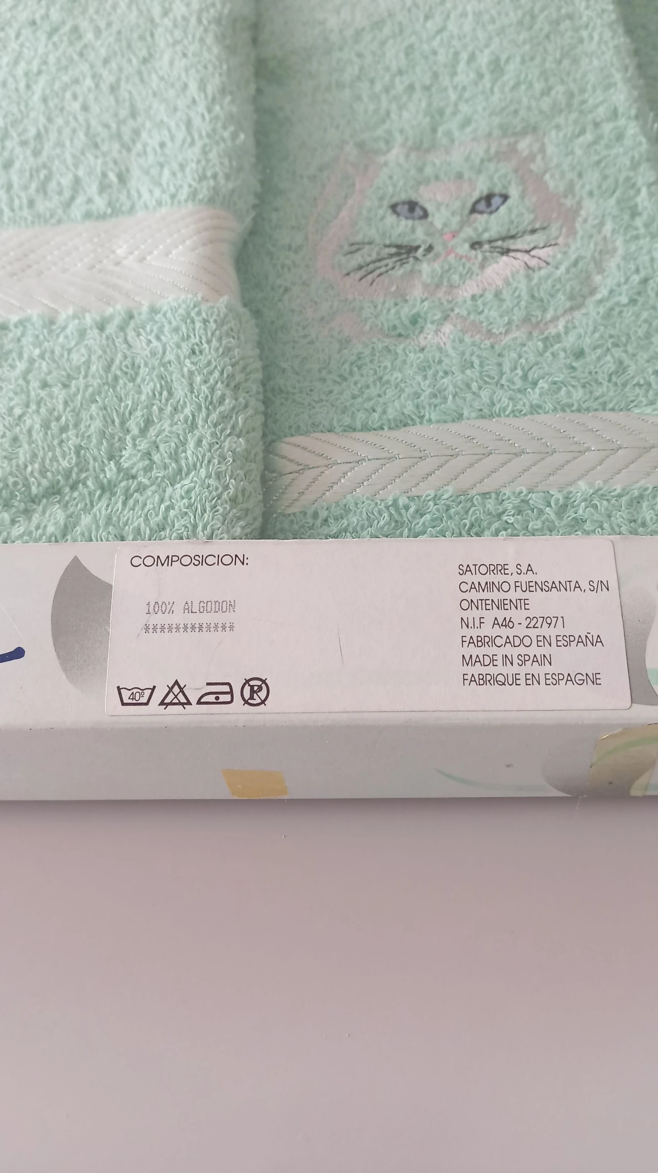 Set handdoeken. Douche, wastafel en wastafel. Gloednieuw! – photo 9